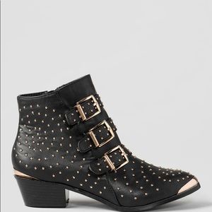 Francesca’s Quinn Studded Ankle Booties